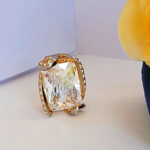 Statement ring Size 6.5